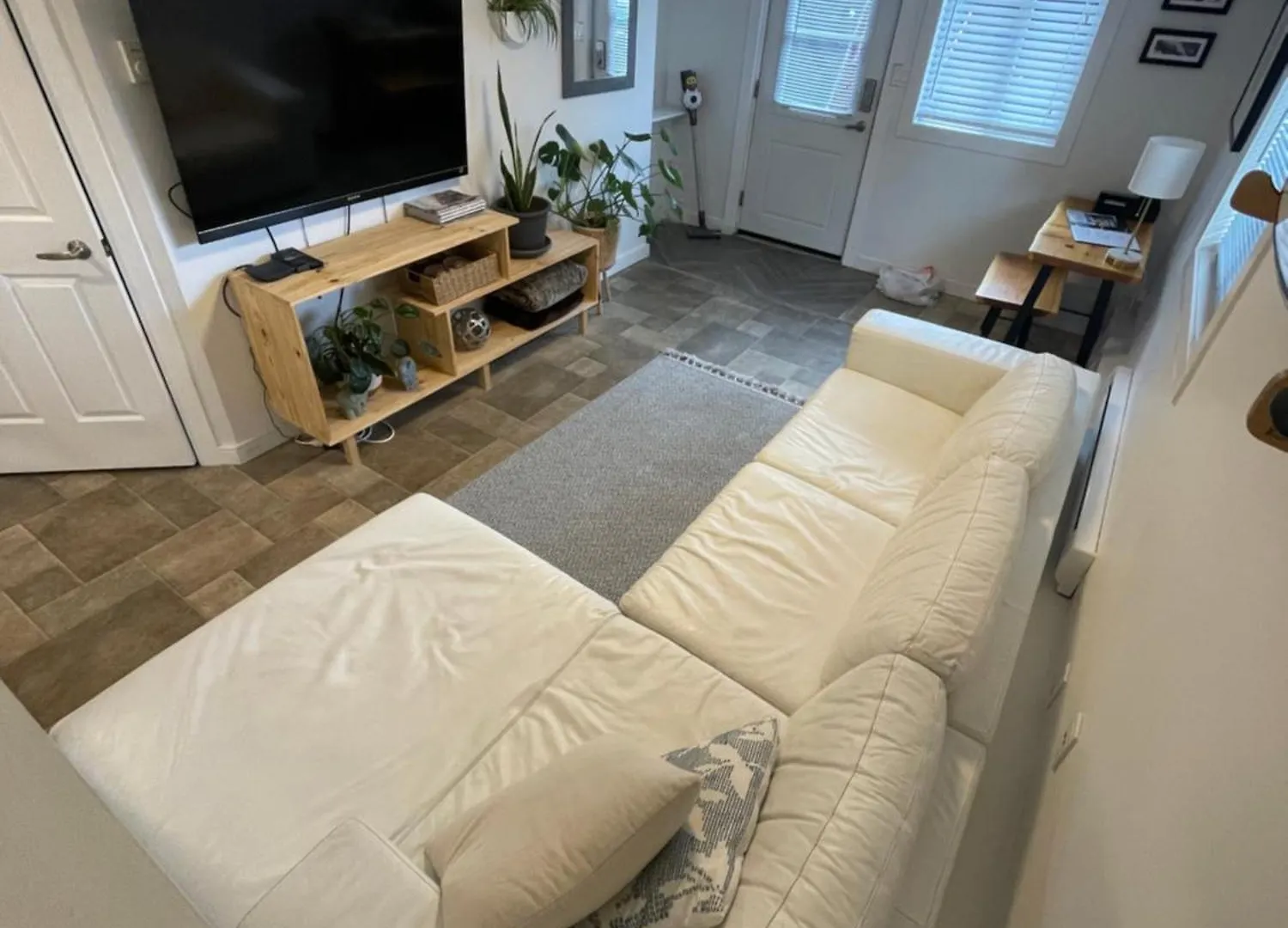 Sims Rental ビクトリア アパート